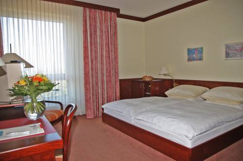 Hotel Leine 4*