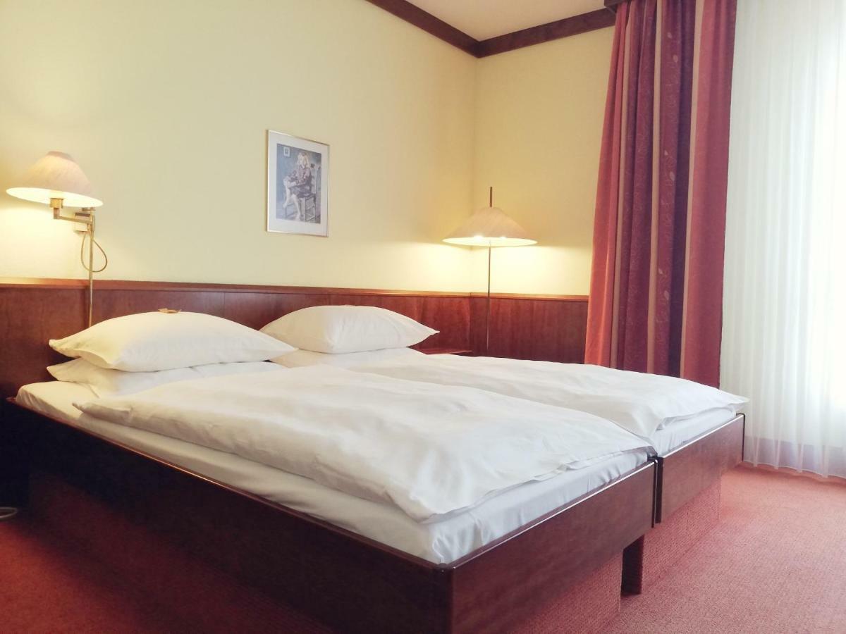 Leine Hotel